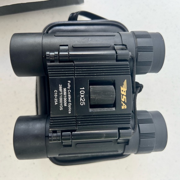 BSA Optics Compact Binoculars W/ Case 8x21mm W/original Box & Manual - Picture 3 of 6